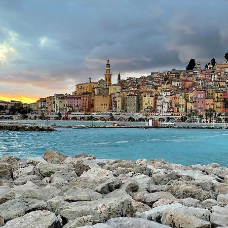 Regina Sur La Plage Menton Bagian luar foto